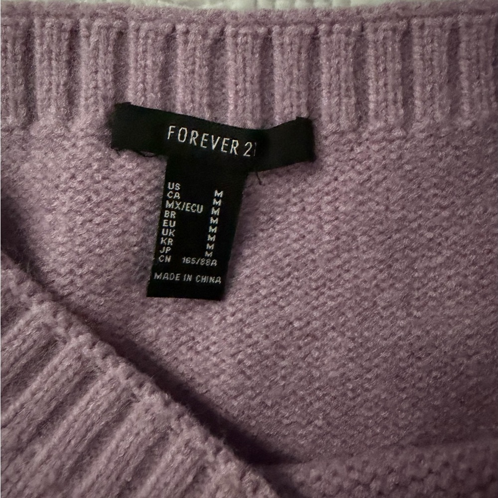 Lilac Cable-Knit Button-Front Women's Sweater Cardigan with Flowers - Picture 6 of 7